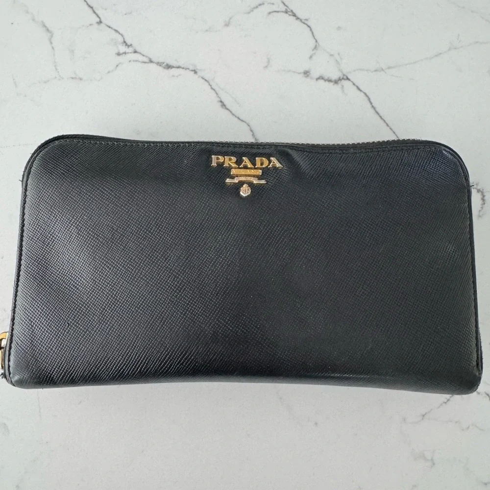 Prada Large Black Saffiano Leather Zip Wallet - Picture 2 of 8